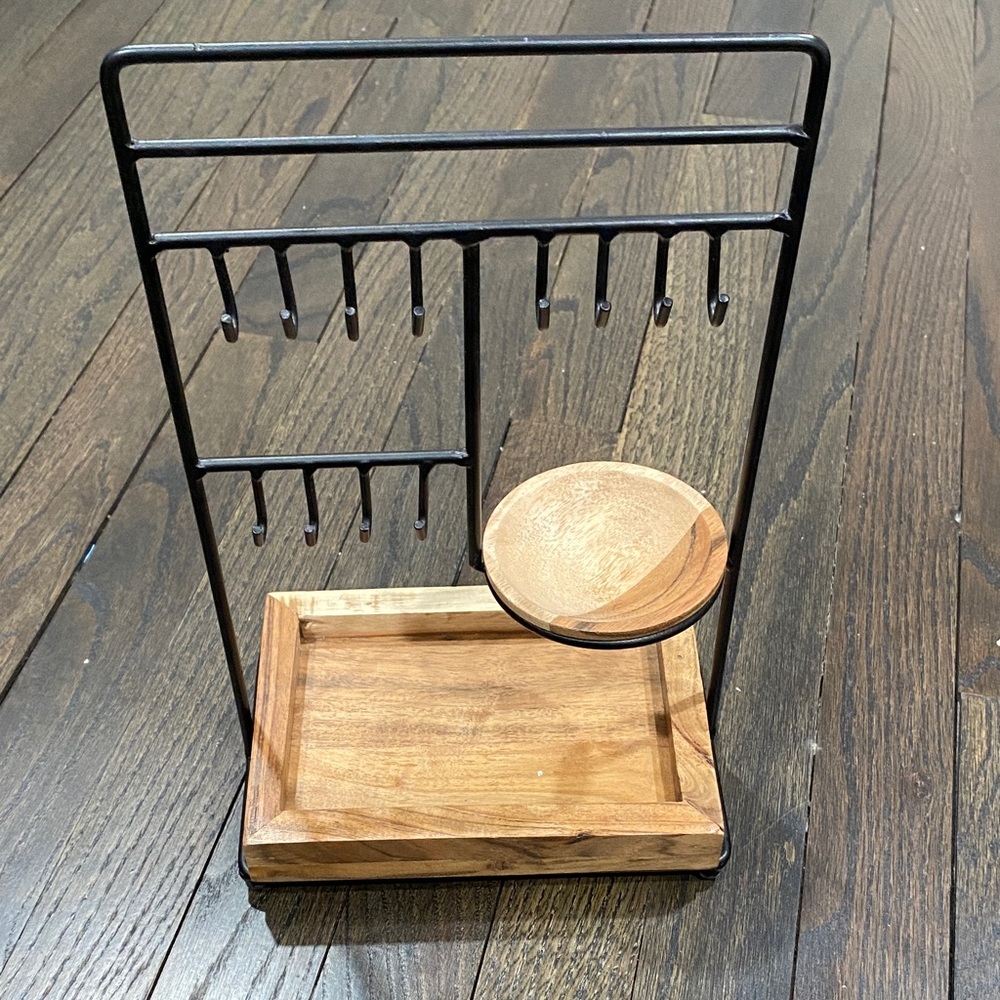 Black and Brown Jewelry Stand